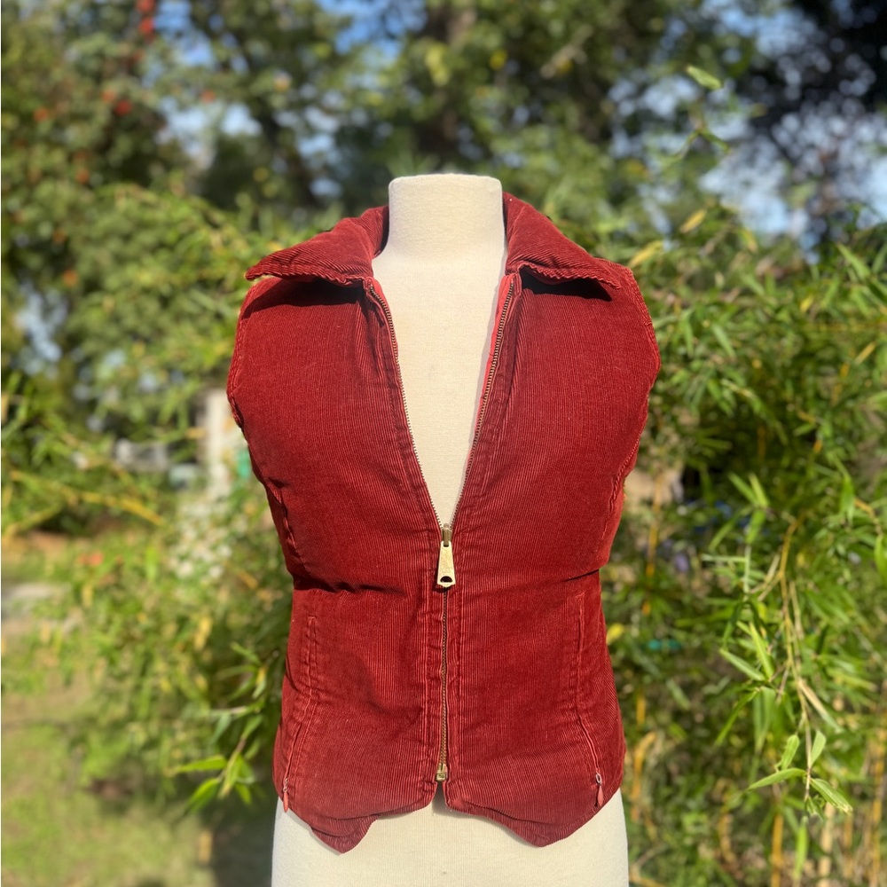 Vintage Corduroy Rust zip-Up Vest